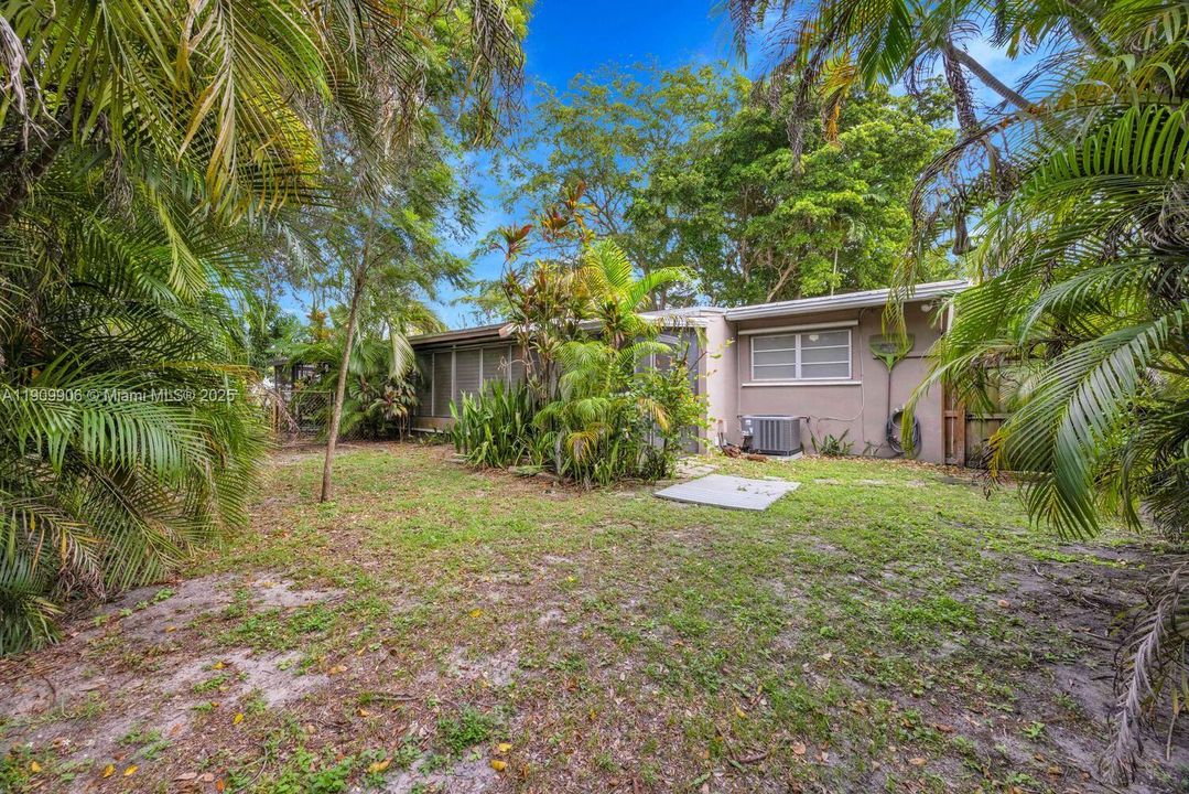 Active With Contract: $1,000,000 (0 beds, 0 baths, 2395 Square Feet)