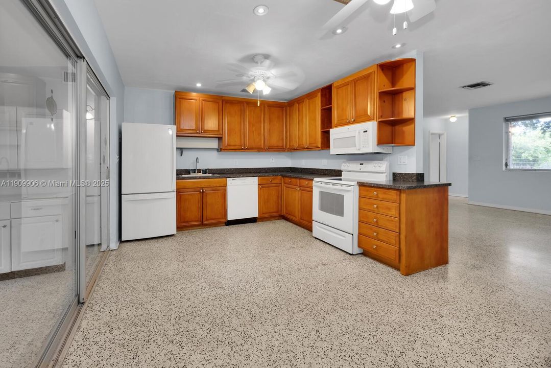 Active With Contract: $1,000,000 (0 beds, 0 baths, 2395 Square Feet)