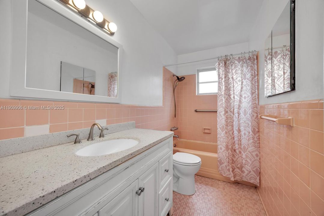 Active With Contract: $1,000,000 (0 beds, 0 baths, 2395 Square Feet)