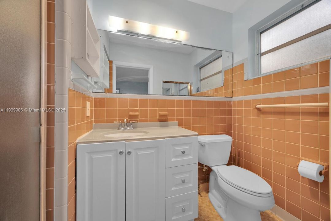 Active With Contract: $1,000,000 (0 beds, 0 baths, 2395 Square Feet)