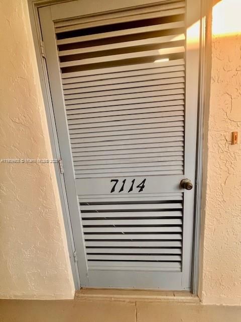 For Sale: $279,000 (2 beds, 2 baths, 1184 Square Feet)