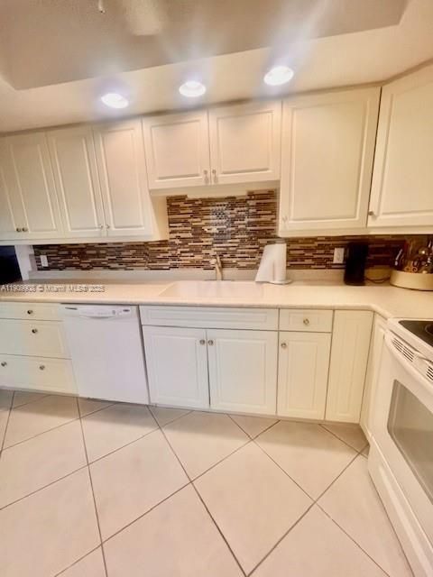 For Sale: $279,000 (2 beds, 2 baths, 1184 Square Feet)