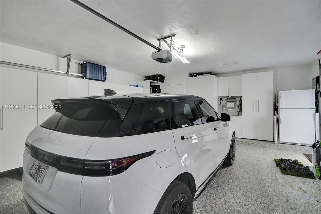 待售: $1,925,000 (5 贝兹, 3 浴室, 2462 平方英尺)