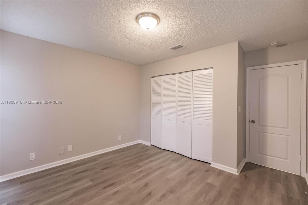 Active With Contract: $669,900 (3 beds, 2 baths, 2106 Square Feet)