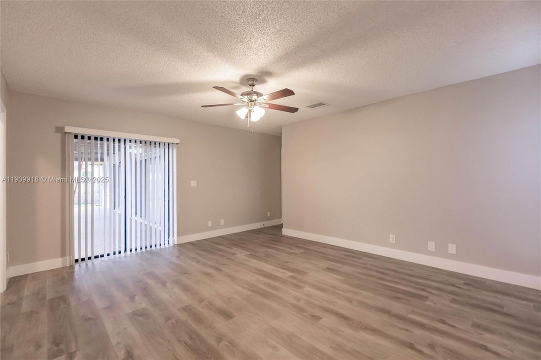 Active With Contract: $669,900 (3 beds, 2 baths, 2106 Square Feet)