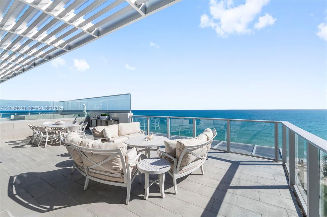 For Sale: $8,150,000 (4 beds, 4 baths, 3767 Square Feet)