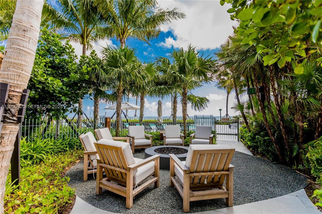 For Sale: $8,150,000 (4 beds, 4 baths, 3767 Square Feet)