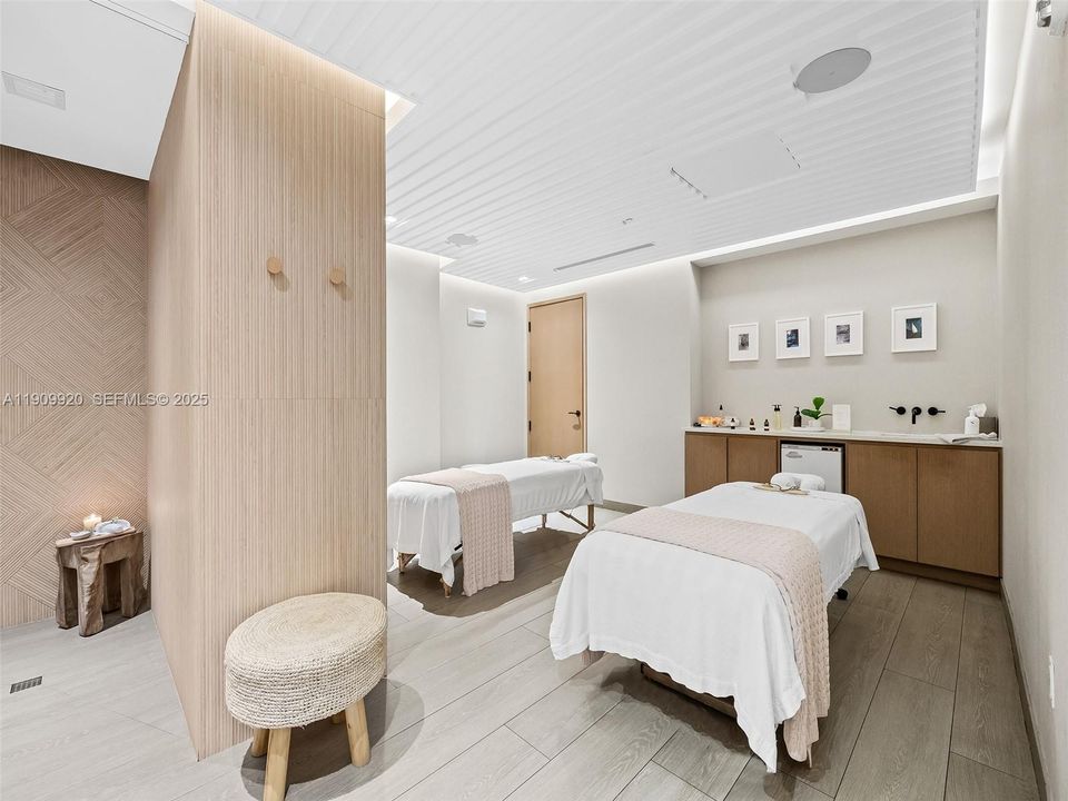 For Sale: $8,150,000 (4 beds, 4 baths, 3767 Square Feet)