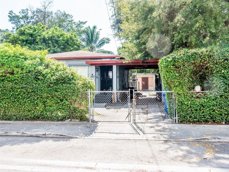 Activo con contrato: $625,000 (2 camas, 1 baños, 1071 Pies cuadrados)