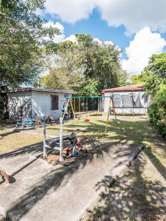 Activo con contrato: $625,000 (2 camas, 1 baños, 1071 Pies cuadrados)