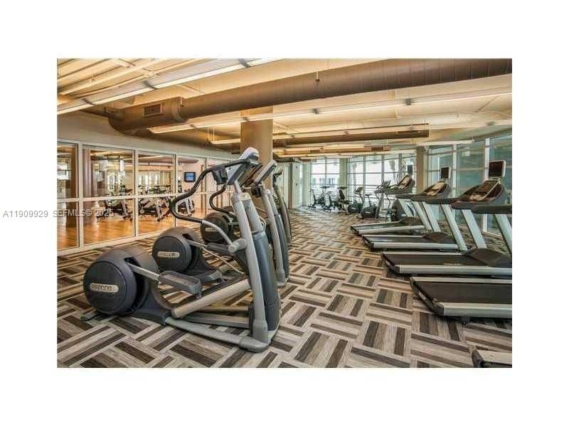 For Rent: $5,000 (2 beds, 2 baths, 1146 Square Feet)