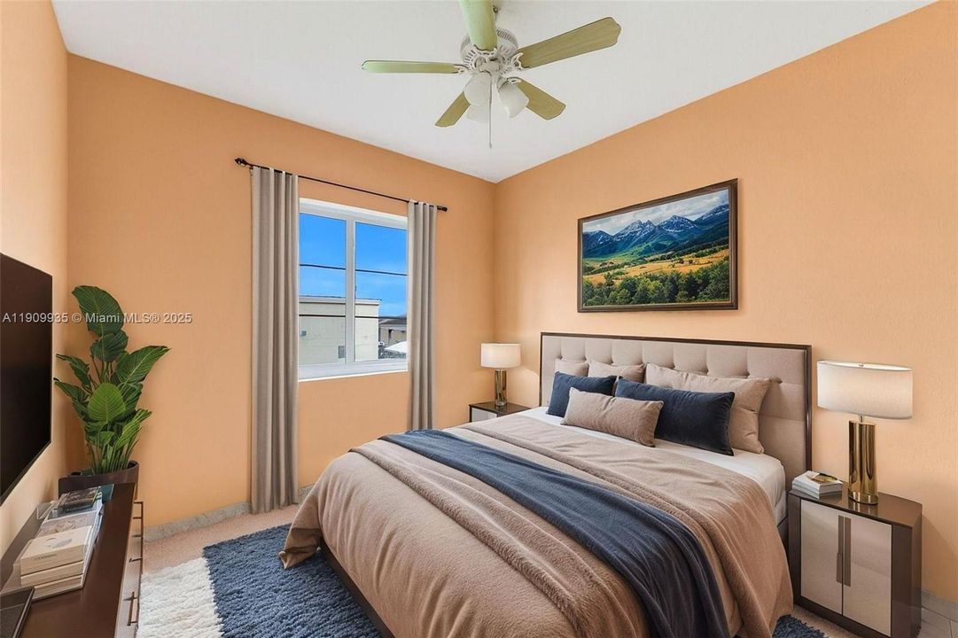 For Sale: $180,000 (2 beds, 1 baths, 930 Square Feet)