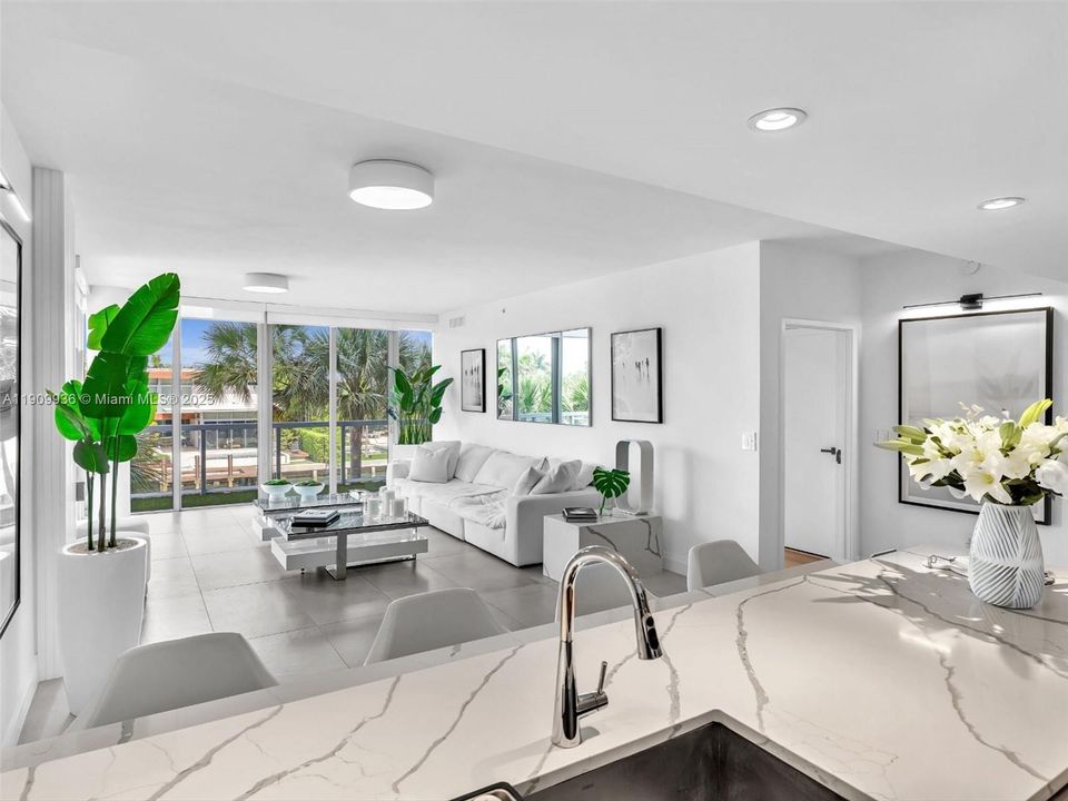 En Venta: $2,000,000 (3 camas, 3 baños, 1882 Pies cuadrados)