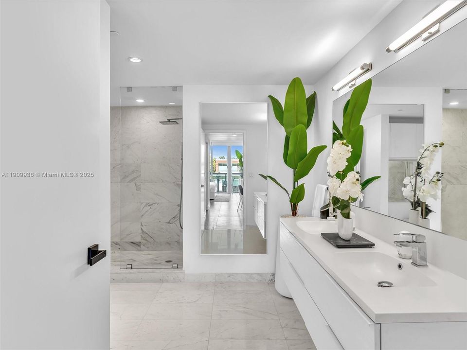 En Venta: $2,000,000 (3 camas, 3 baños, 1882 Pies cuadrados)