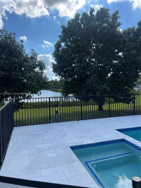 For Rent: $6,500 (3 beds, 2 baths, 1992 Square Feet)