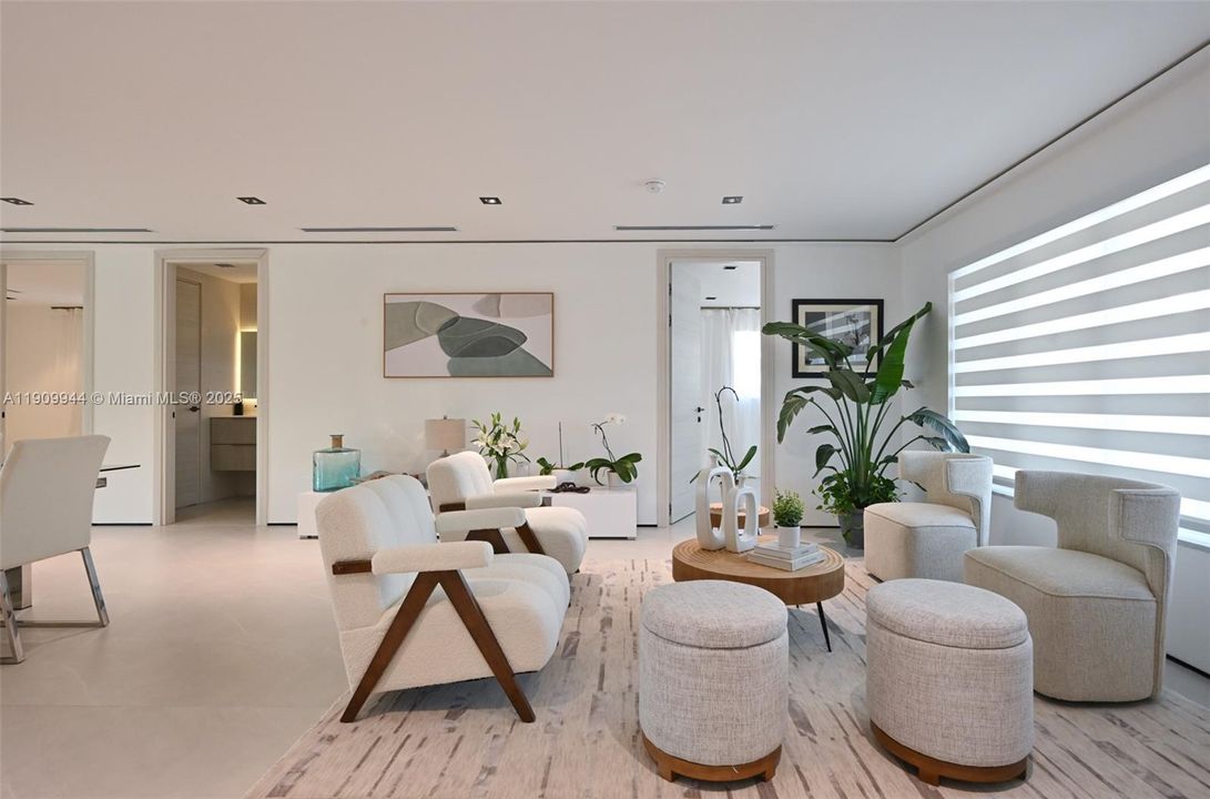 出租: $9,900 (4 贝兹, 4 浴室, 2350 平方英尺)