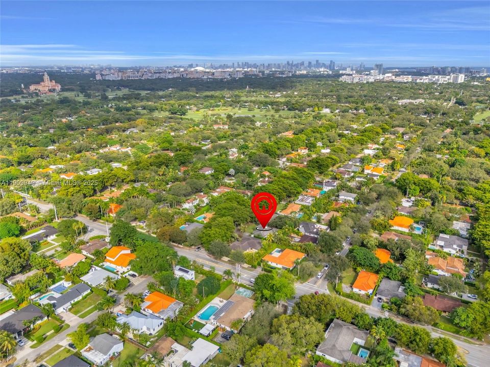 На продажу: $1,925,000 (3 спален, 3 ванн, 1990 Квадратных фут)