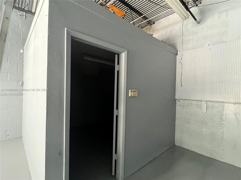 For Rent: $6,000 (0 beds, 0 baths, 0 Square Feet)