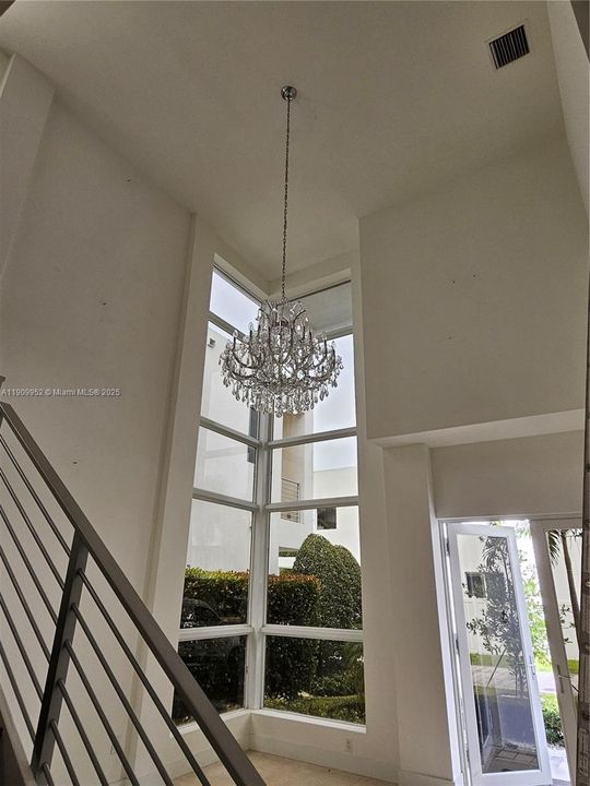 На продажу: $1,450,000 (5 спален, 5 ванн, 3113 Квадратных фут)