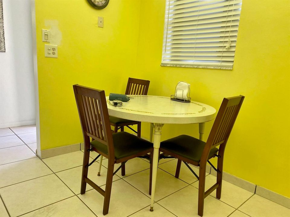 Breakfast Nook