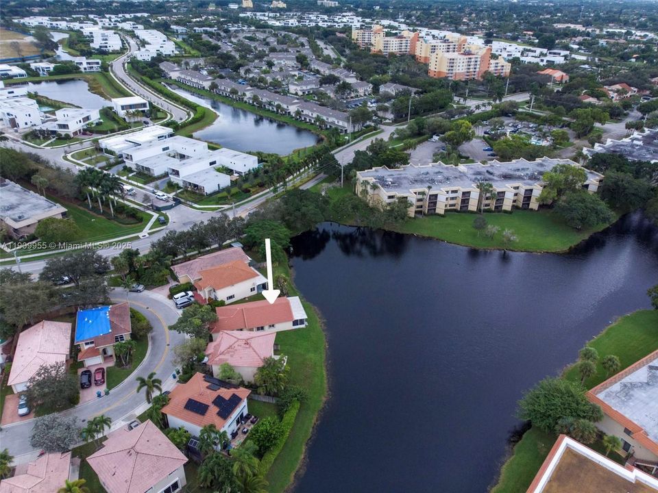 На продажу: $600,000 (3 спален, 2 ванн, 1436 Квадратных фут)