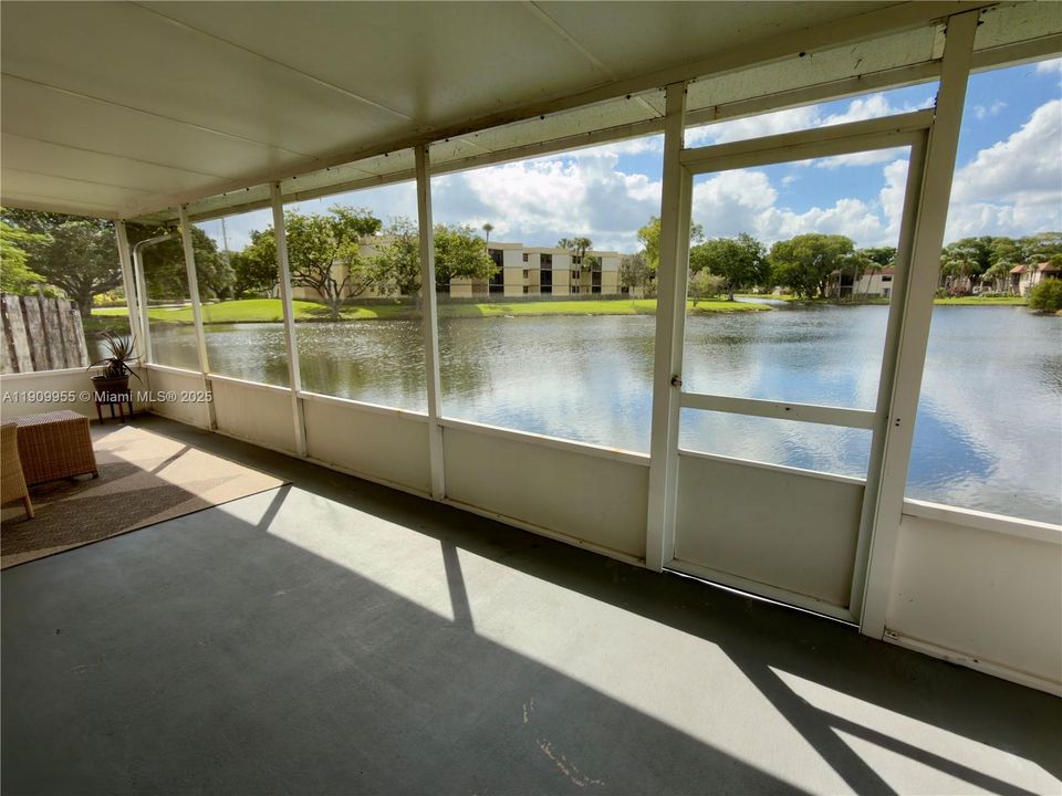 На продажу: $600,000 (3 спален, 2 ванн, 1436 Квадратных фут)