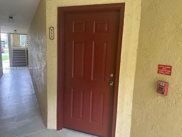 For Rent: $1,800 (1 beds, 1 baths, 743 Square Feet)