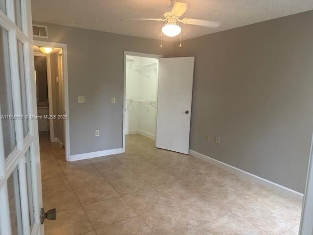 For Rent: $1,800 (1 beds, 1 baths, 743 Square Feet)