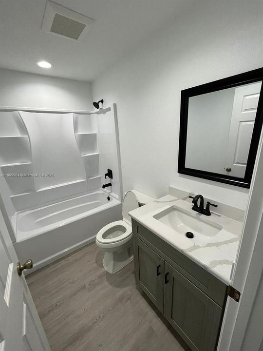 Недавно арендовано: $2,200 (2 спален, 2 ванн, 0 Квадратных фут)