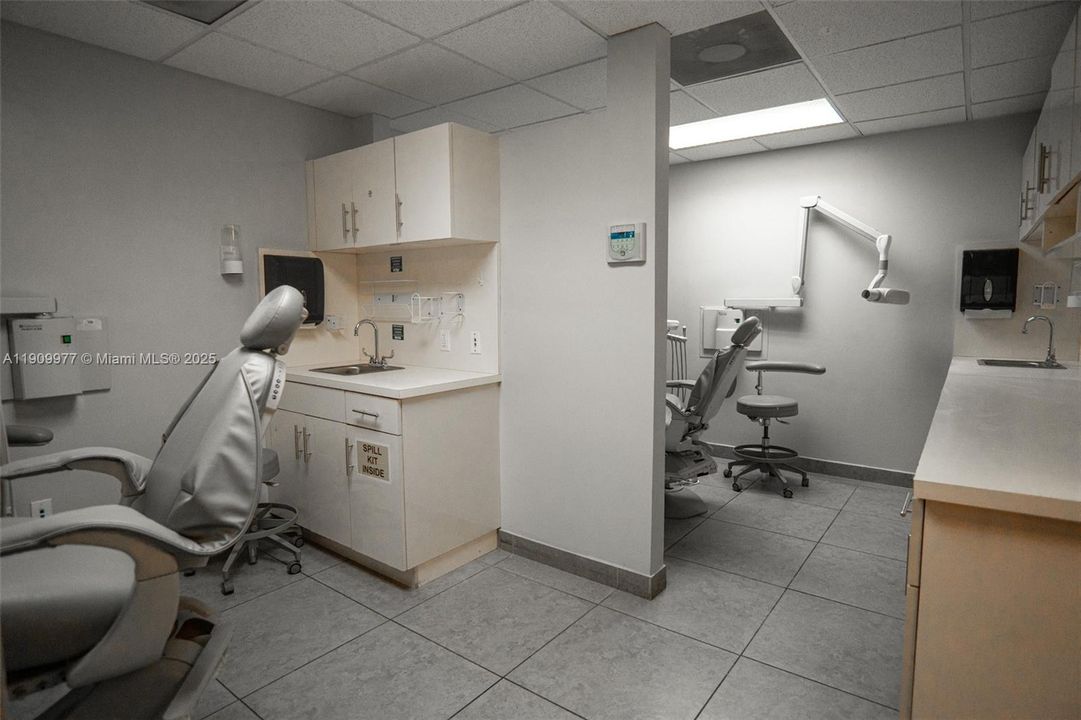 出租: $15,000 (0 贝兹, 0 浴室, 0 平方英尺)