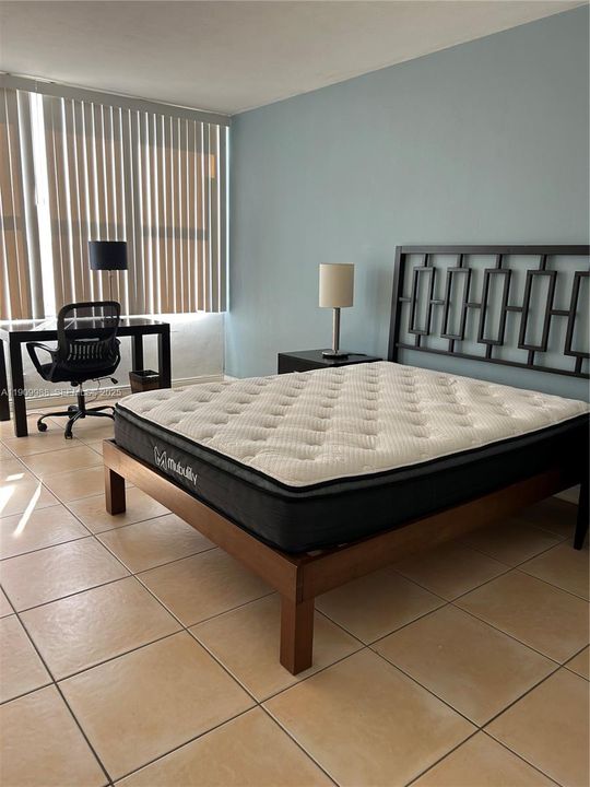 Recientemente alquilado: $2,495 (2 camas, 2 baños, 1100 Pies cuadrados)