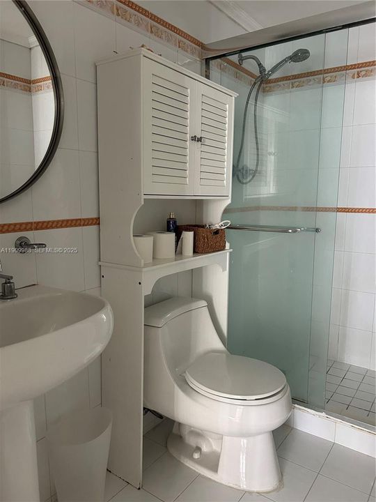 Recientemente alquilado: $2,495 (2 camas, 2 baños, 1100 Pies cuadrados)