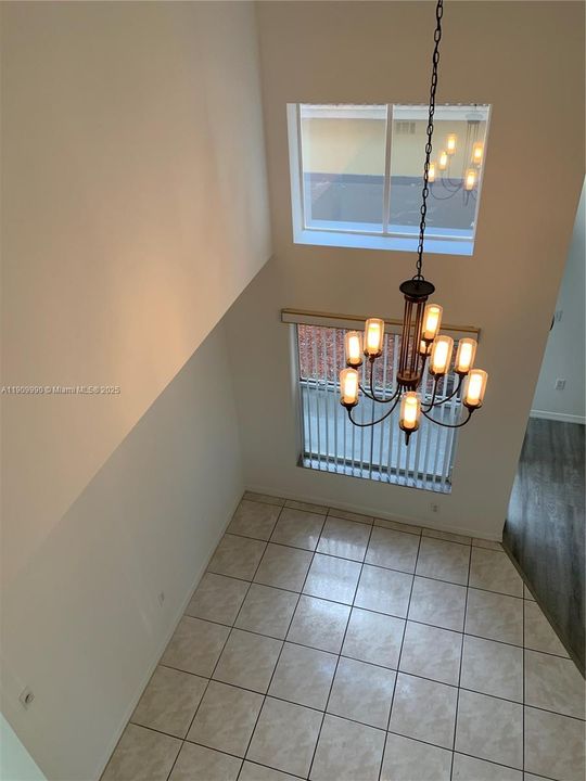 For Rent: $3,500 (3 beds, 2 baths, 1628 Square Feet)