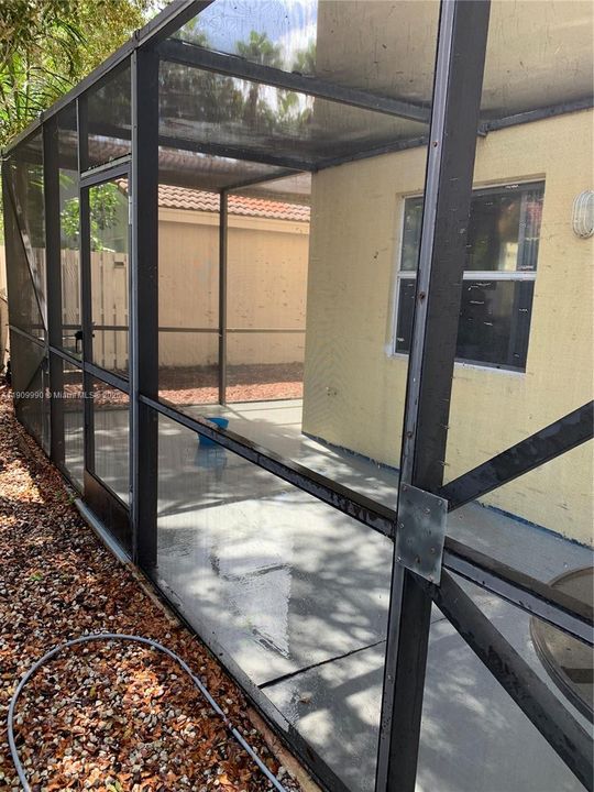 For Rent: $3,500 (3 beds, 2 baths, 1628 Square Feet)