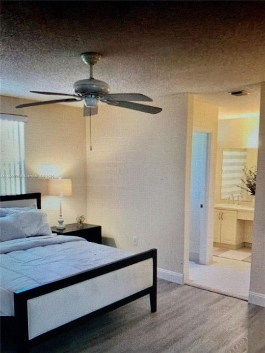 For Rent: $3,500 (3 beds, 2 baths, 1628 Square Feet)