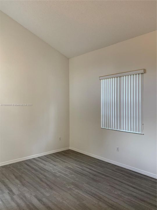 For Rent: $3,500 (3 beds, 2 baths, 1628 Square Feet)