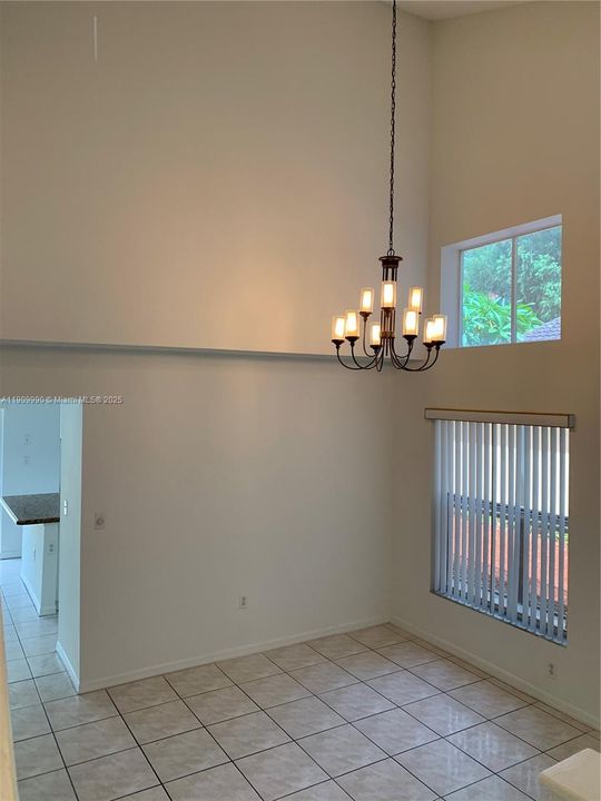 For Rent: $3,500 (3 beds, 2 baths, 1628 Square Feet)