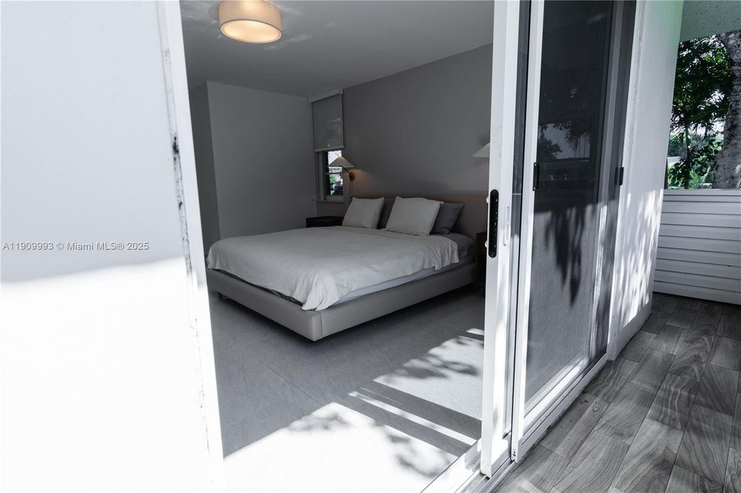 For Rent: $3,800 (3 beds, 2 baths, 1444 Square Feet)