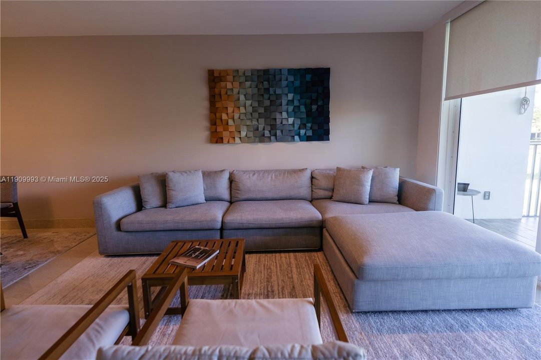 For Rent: $3,800 (3 beds, 2 baths, 1444 Square Feet)