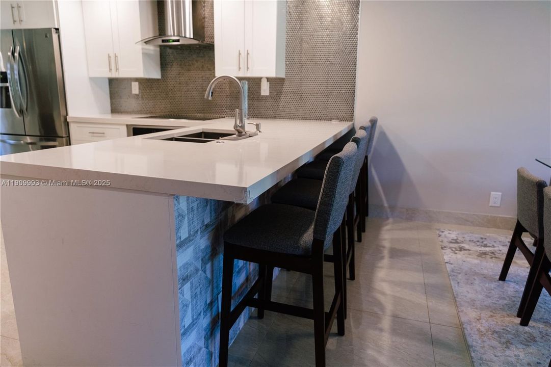 For Rent: $3,800 (3 beds, 2 baths, 1444 Square Feet)