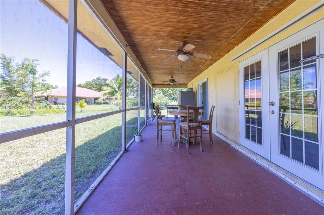 Active With Contract: $485,000 (3 beds, 2 baths, 1740 Square Feet)