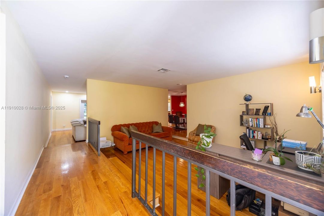 Active With Contract: $485,000 (3 beds, 2 baths, 1740 Square Feet)