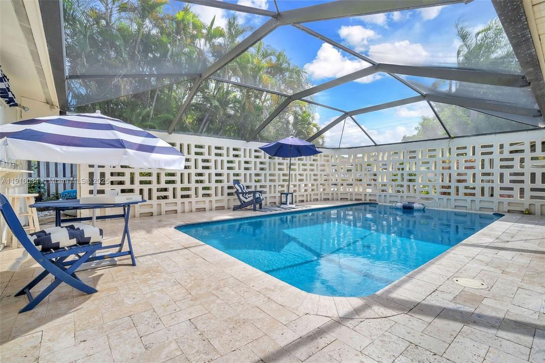 待售: $1,099,999 (4 贝兹, 3 浴室, 2022 平方英尺)