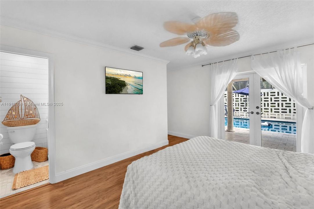 待售: $1,099,999 (4 贝兹, 3 浴室, 2022 平方英尺)