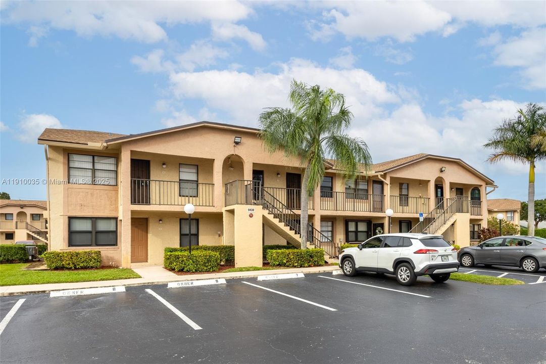 Activo con contrato: $164,000 (1 camas, 1 baños, 576 Pies cuadrados)