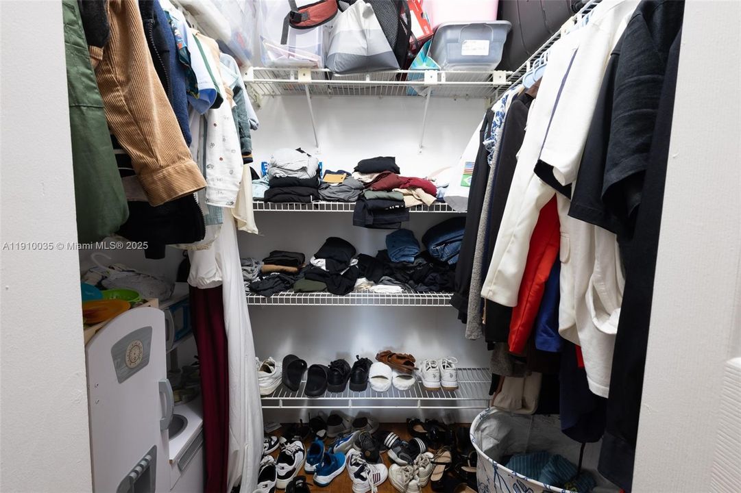 Activo con contrato: $164,000 (1 camas, 1 baños, 576 Pies cuadrados)