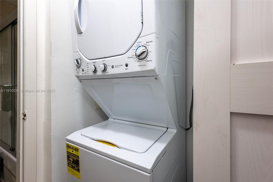 Activo con contrato: $164,000 (1 camas, 1 baños, 576 Pies cuadrados)