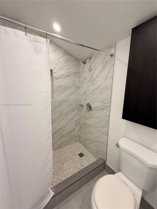 В аренду: $1,550 (1 спален, 1 ванн, 1275 Квадратных фут)