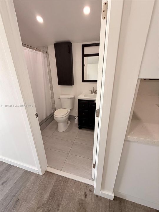 В аренду: $1,550 (1 спален, 1 ванн, 1275 Квадратных фут)