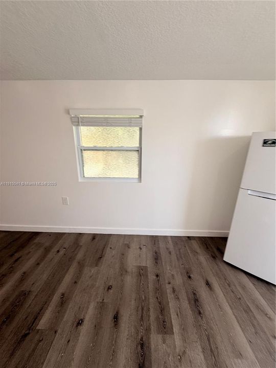 В аренду: $1,550 (1 спален, 1 ванн, 1275 Квадратных фут)